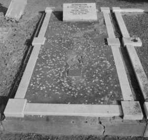 Minnie Berrington and Victor's grave